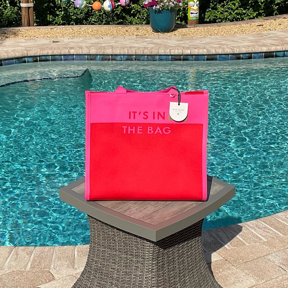 ♠️❤️kate spade new york x Target Pink/Red Colorblock Knit Tote Bag